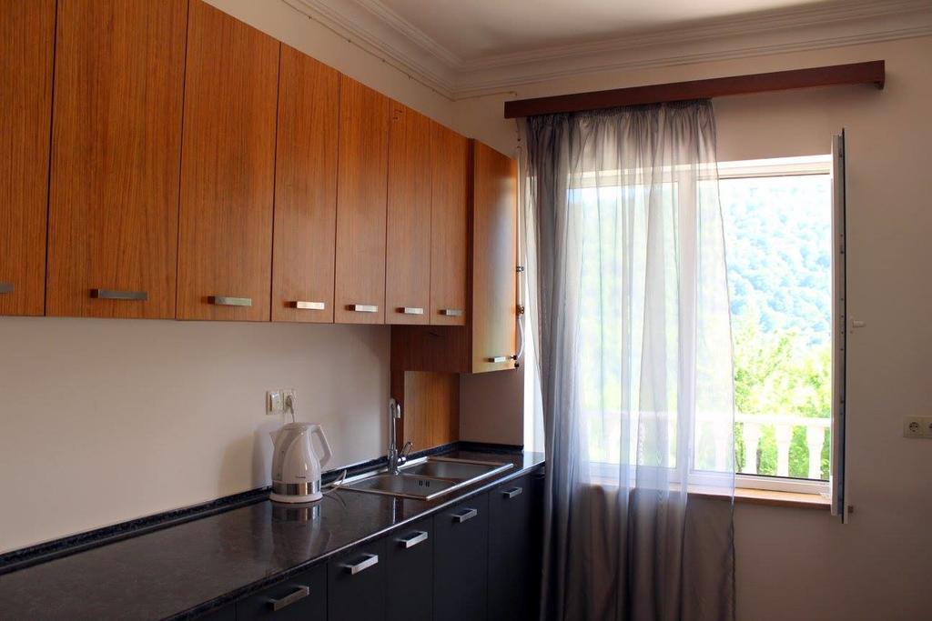Family & Friends Guest House Dilijan Luaran gambar